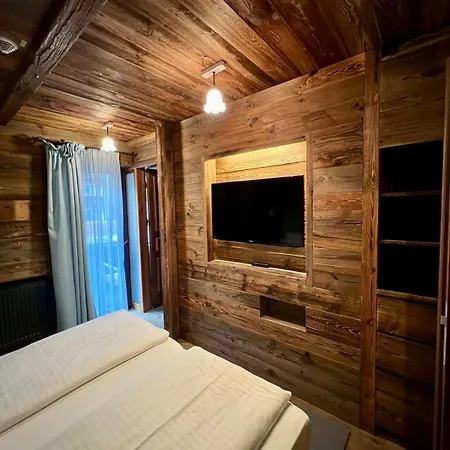 Luxus In Inkl Wellness Pool Und Bergbahnen Apartmanhotel