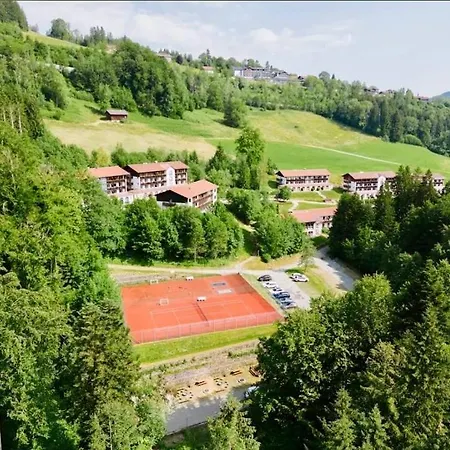 Apartmanhotel Luxus In Inkl Wellness Pool Und Bergbahnen 4*